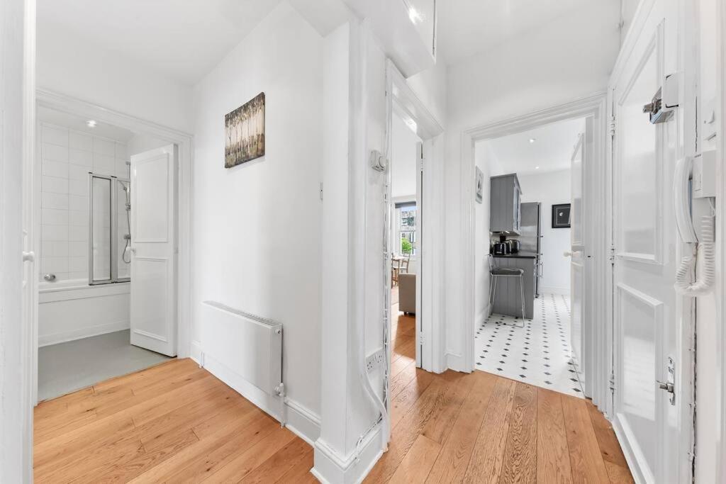 Spacious Sleep 11 With Terrace In Earls Court Ec99 Londra Dış mekan fotoğraf